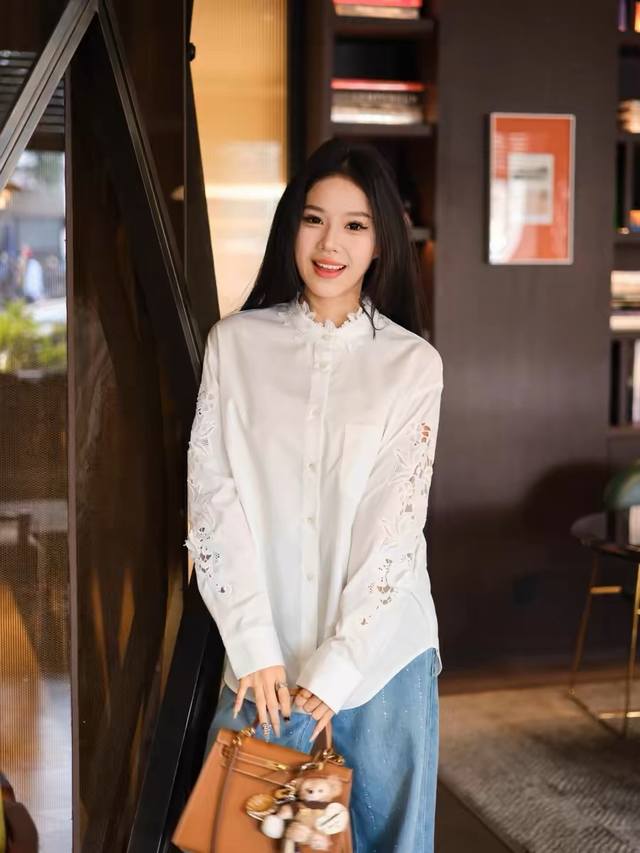 无敌爆款出货逢拿必补高定重工立体刺绣花朵衬衣超美百搭精致做工 码数 Smlxl