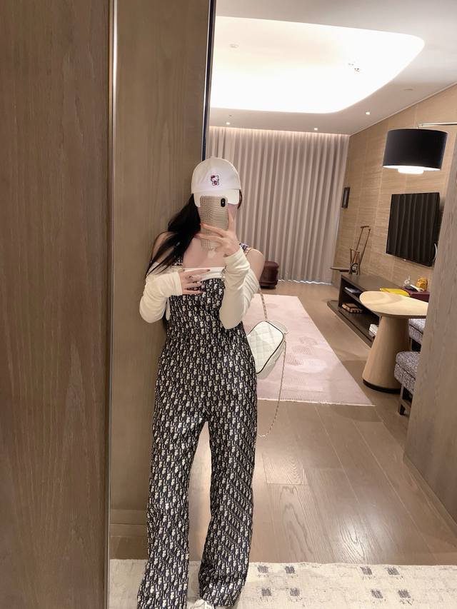 Dio*订制提花老花字母刺绣小蜜蜂背带连体裤～～Sml