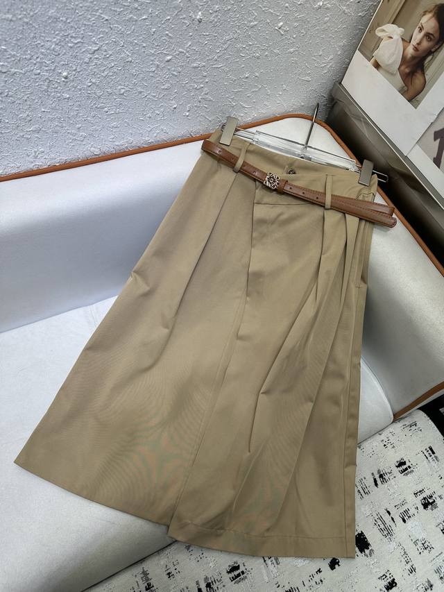 loewe* 2025新款半身裙 搭配腰带装饰 做工精致 百搭单品 高品质 单色 Sml