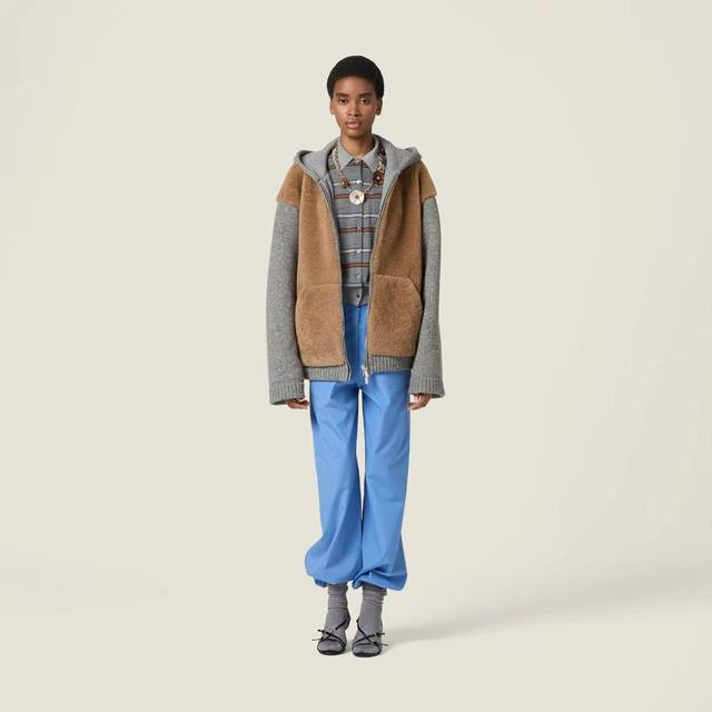 新款！最新Miu 25New 条纹针织polo上衣尺码：Sml