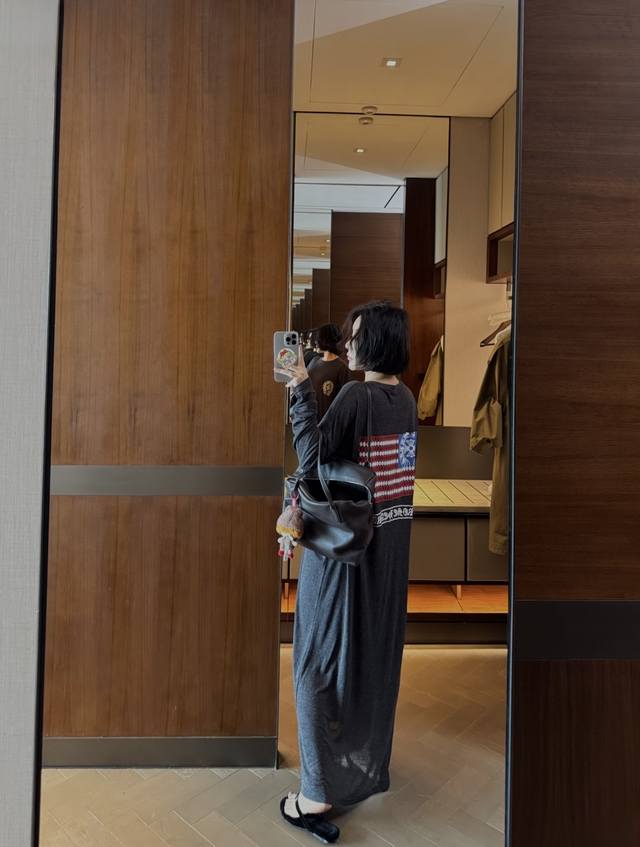 新款！最新Ch 25New 克罗国旗印花长款罩衫连衣裙尺码：Sml