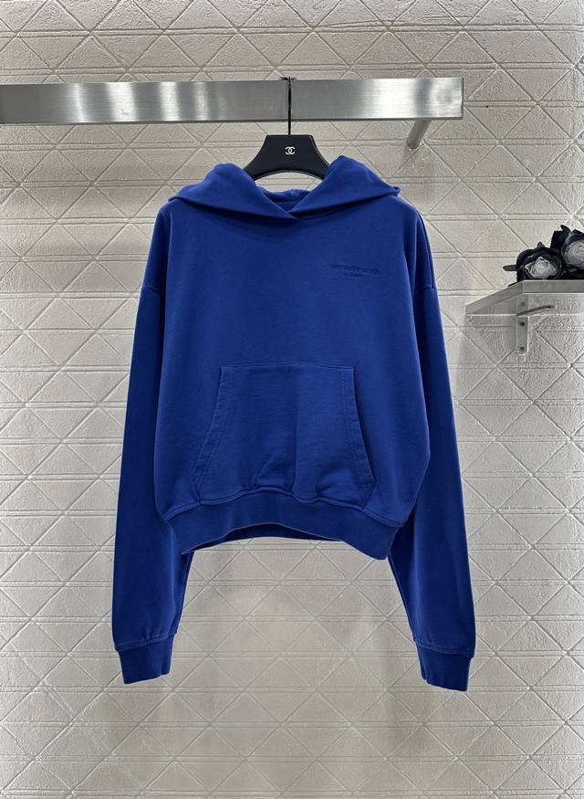 Alexander Wan* 2025新品上架 连帽字母卫衣短裤套装 定制Yb原生全棉材质 柔软亲肤 久洗不易变形气球 质感十足 连帽长袖卫衣裁剪 时髦休闲 胸
