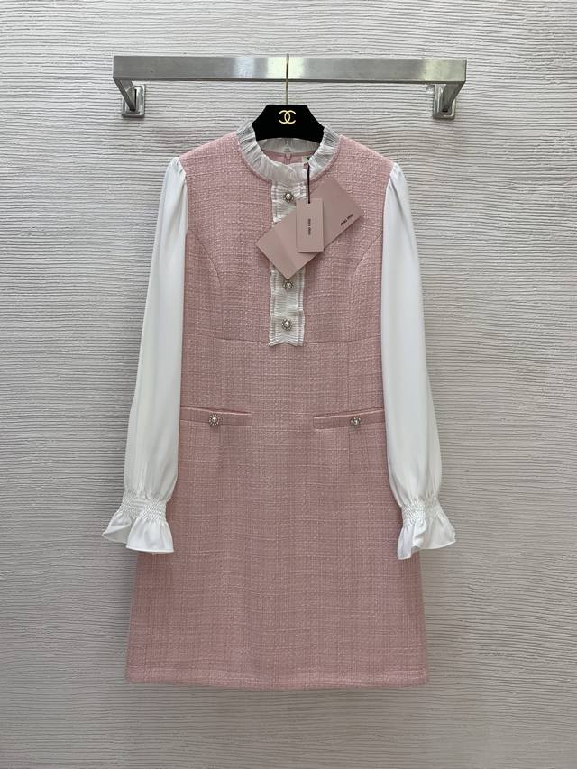 Miumi*缪家新款高端定制镶钻花扣木耳边拼接修身显瘦喇叭袖长袖连衣裙！粉色、黑色、 M码：肩宽37，胸围86，腰围76，袖长62，裙长92