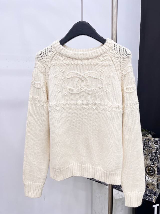 爆款现货 原单品质 Chan*｜25中古系列重工双C钩花圆领毛衣 设计高级又时髦！1:1订制重工面辅料，增添时尚格调，纯欲系搭配和谐，百搭王炸款 做工品质看细节