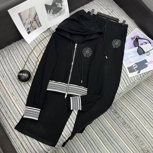 强烈推荐 25年早秋系列 克罗心*新款烫钻Logo连帽休闲开衫搭配松紧腰阔腿裤套装 4色Sml