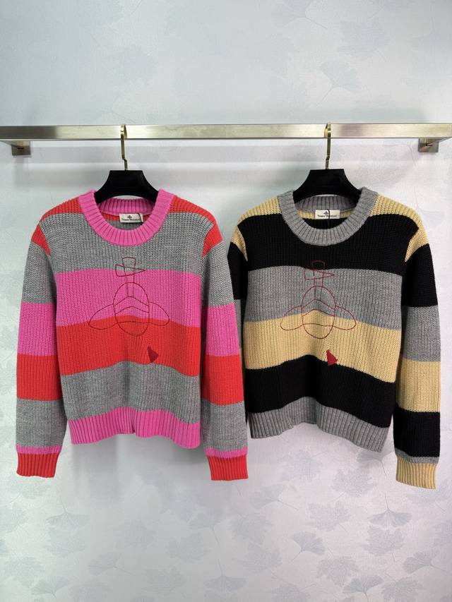 西太后Vivienne Westwoo*25秋冬新款针织圆领套头 间色条纹拼接设计 经典品牌Logo撞色刺绣点缀 高级时髦精致 尺码Sml。T226B.