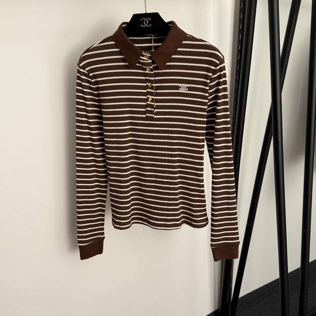 款号20255829 Celin*新款 Logo金扣polo领长袖条纹T恤上衣，咖色，蓝色，Sml， S码：肩宽38，胸围82，袖长62，长57；重量：0.20