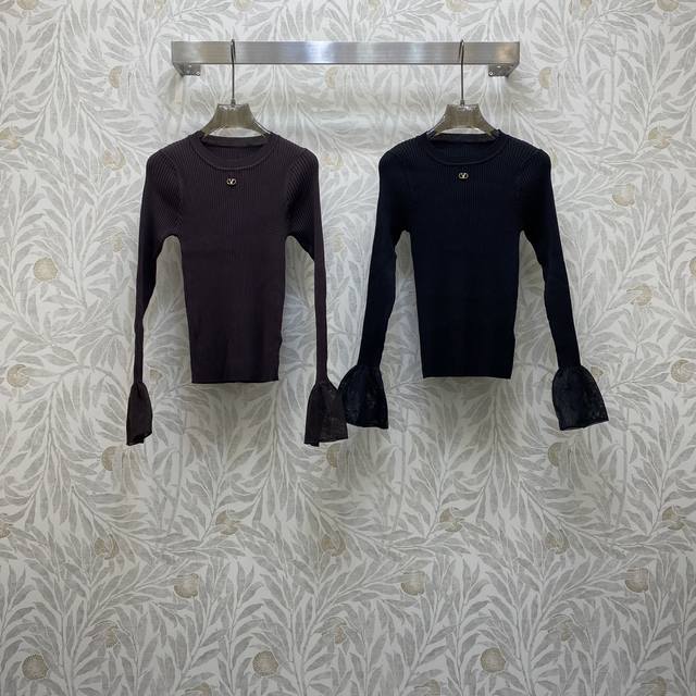 Va★ Fw 精致圆领金属扣点缀荷叶袖设计修身上衣 ，高级面料，颜色:图片2色，面料:羊毛混纺面料 Smlxl .
