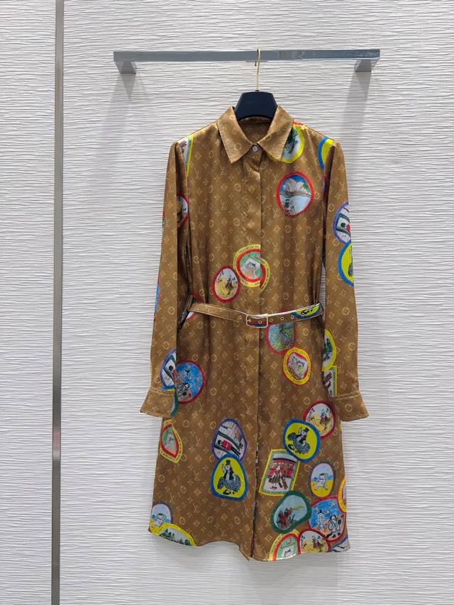 Louis Vuitto* 2025Fw新款 渗透工艺 简约中流露出高奢 整件衣服做工更是非常精细！ 版型简单一目了然，美伦美幻 低调又要引人注目，必选这款 S