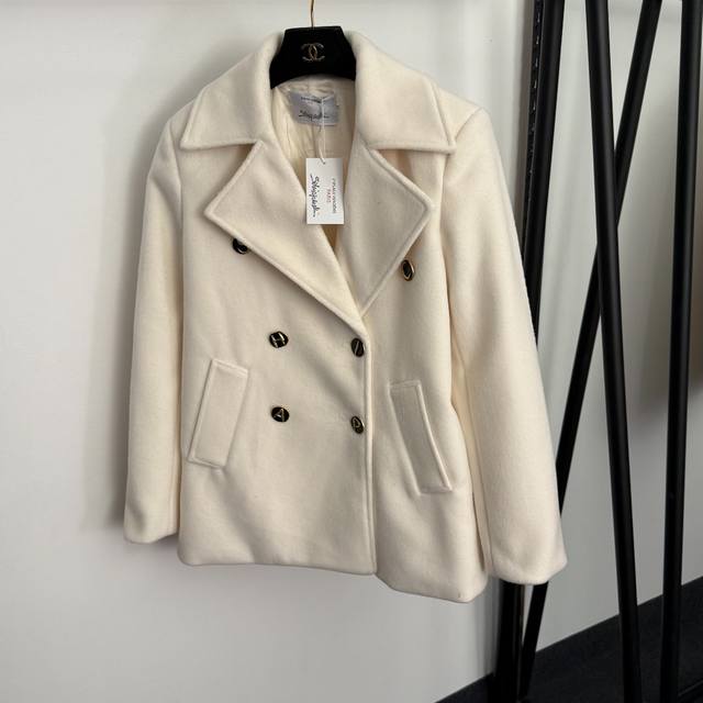 款号20255762 Schiaparelli*新款 定制异形金色双排纽扣长袖毛呢西装外套，米白色，黑色，Sml， M码：肩宽40，胸围110，袖长61，衣长7