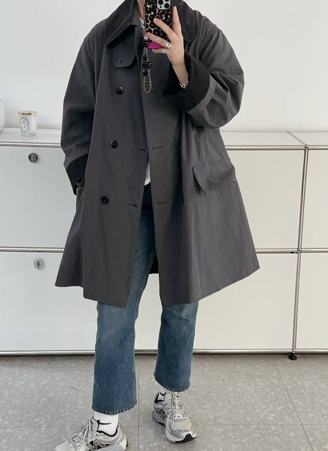 No Name上新 。Maison Margiela 秋季新品高定简约翻领长款廓形英伦百搭风衣外套。码数Sml