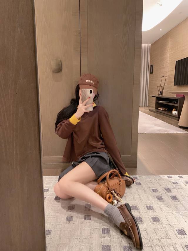 prad*定制罗纹撞色领子polo长袖打底衫系带减龄百褶裙套装Sml 上衣 半裙