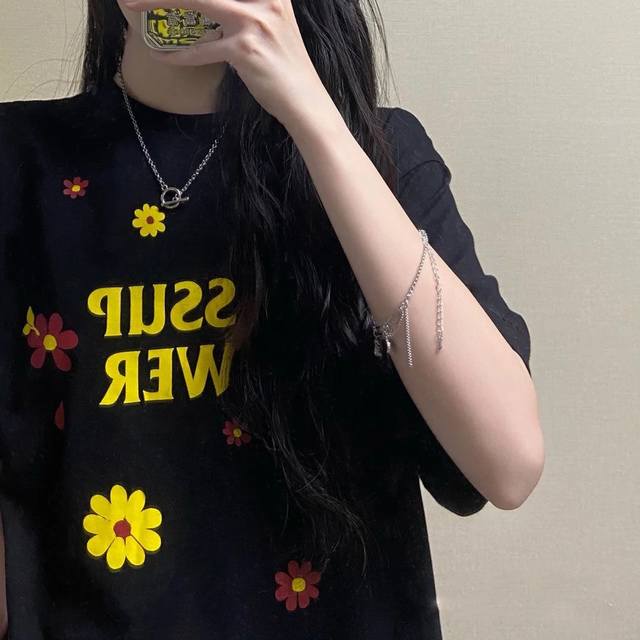 面料升级款号：973 Wassup2640春夏新款小花T恤国潮情侣春秋黑休闲情侣纯棉宽松短袖 Colour：黑色 白色 Size：Smlxl