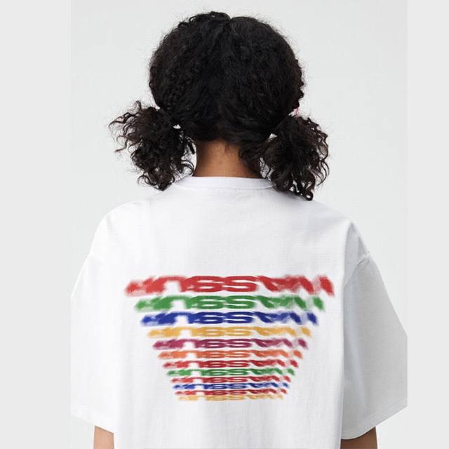 面料升级款号：815 Wassup幻影迷幻Logo字母印花短袖 背后彩虹多色弹幕印花上身超好看高版本 区别市面通货版本，随意对比 定制32支纯棉双纱面料，质地柔