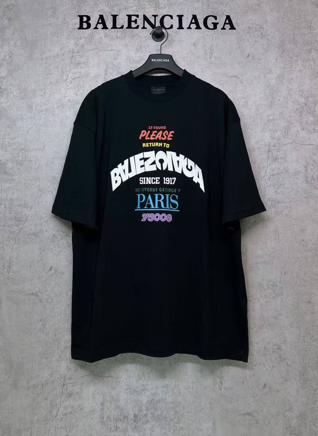 Balenciaga巴黎世家顶级版本1:1官网品质 Ss25最新款彩色印花 刺绣短袖T恤 彩字母胶浆印花工艺，前幅图案采用高密度弹力胶浆印，是一种结合了胶浆印花