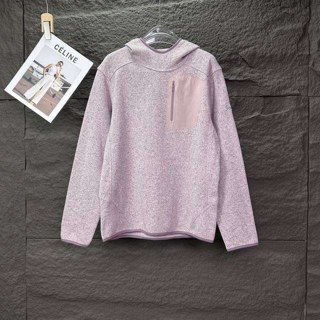 小鸟2025新款口袋拉链刺绣Logo情侣款连帽抓绒卫衣 高版本高版本 面料采用亲肤抓绒材质 防风保暖不起球 时尚又个性 超级百搭好看的抓绒卫衣 男女都非常合适