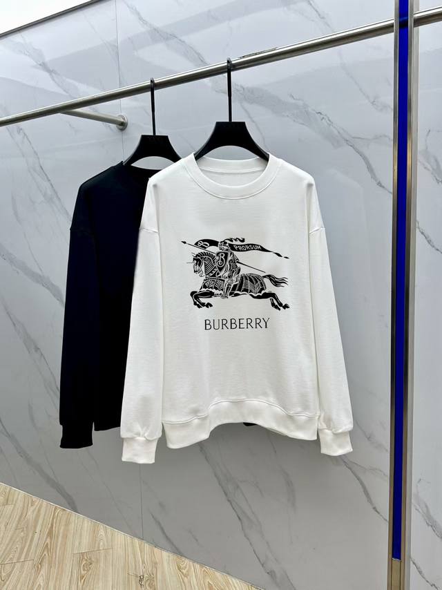 巴宝莉 2025秋冬季欧洲专柜新款 顶级原单时尚休闲长袖T恤卫衣。 25Ss春季时尚网红潮人定制，精选进口高密度棉面料，精致原版Logo打造，舒适性与透气性兼优