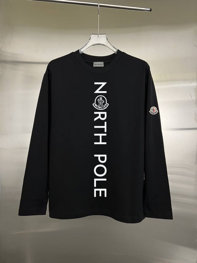 款式：Moncler 蒙口 长T恤 面料：300克重双纱 %纯棉 罗纹：320克重索罗娜 工艺：印花 颜色：白色 黑色 尺码：S M L Xl Xxl 无性别区