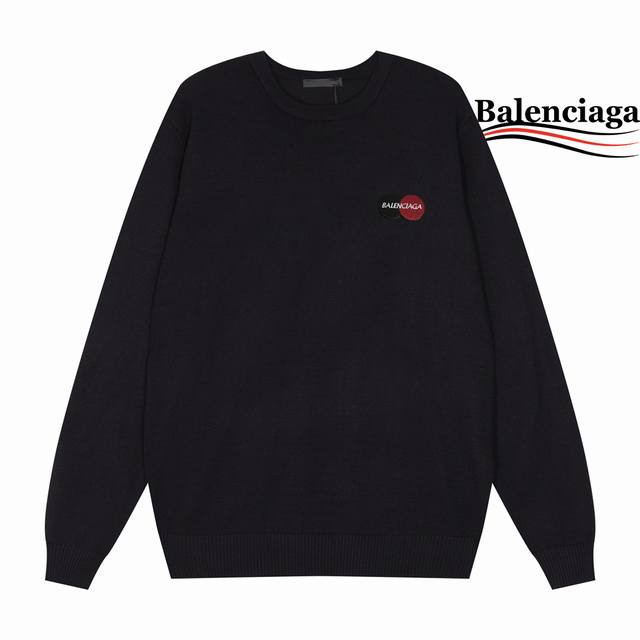 Balenciaga 巴黎世家三标齐全 经典专属标识徽标刺绣 Ss秋冬新款男士圆领毛衣，市场独家面料秋冬最新款男士圆领毛衣打底衫。经典黑白色，手感柔软细腻舒服，