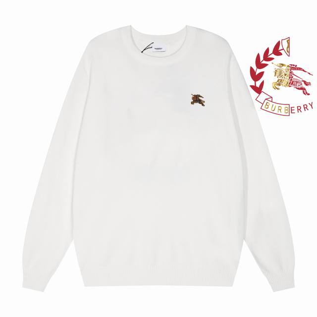 Bbr 巴宝莉 三标齐全 经典专属标识 格子战马徽标设计 Ss秋冬新款男士圆领毛衣，市场独家面料秋冬最新款男士圆领毛衣打底衫。经典黑白色，手感柔软细腻舒服，质感