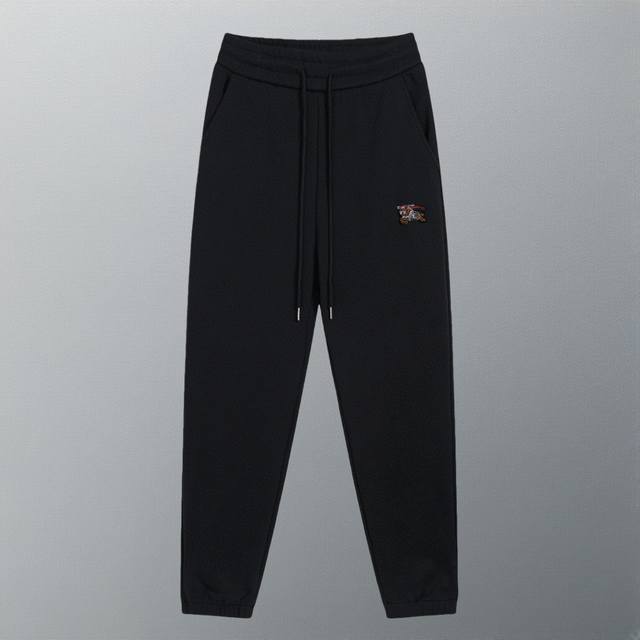 高版本 Bbr巴宝莉 秋冬新款 专柜同款 战马牙刷绣 专柜定制面料 1:1开发 三标齐全 超级质感柔软透气 时尚拼接 品牌元素设计理念 体现高品质 男女同款休闲