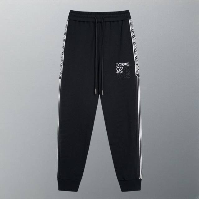 高版本 Gvc纪梵希撞色立体绣花十Logo拼接织带 品牌元素设计理念 体现高品质长裤 面料采用360克纯棉毛圈材质 上身舒适 透气效果极佳 男女同款 懒人必备