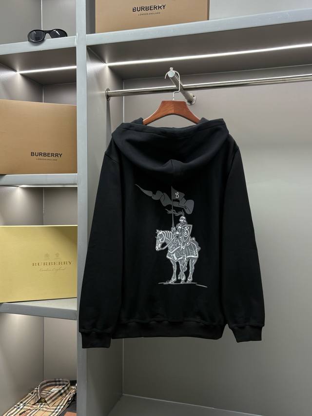 盾牌马术骑士印花棉质卫衣外套 Bur王牌尖货，镇店之宝 现货秒发 迟来的渠道好货好款！Bur王牌渠道单，合肥代工原厂出品、同步各大买手店马术骑士印花设计，百搭高