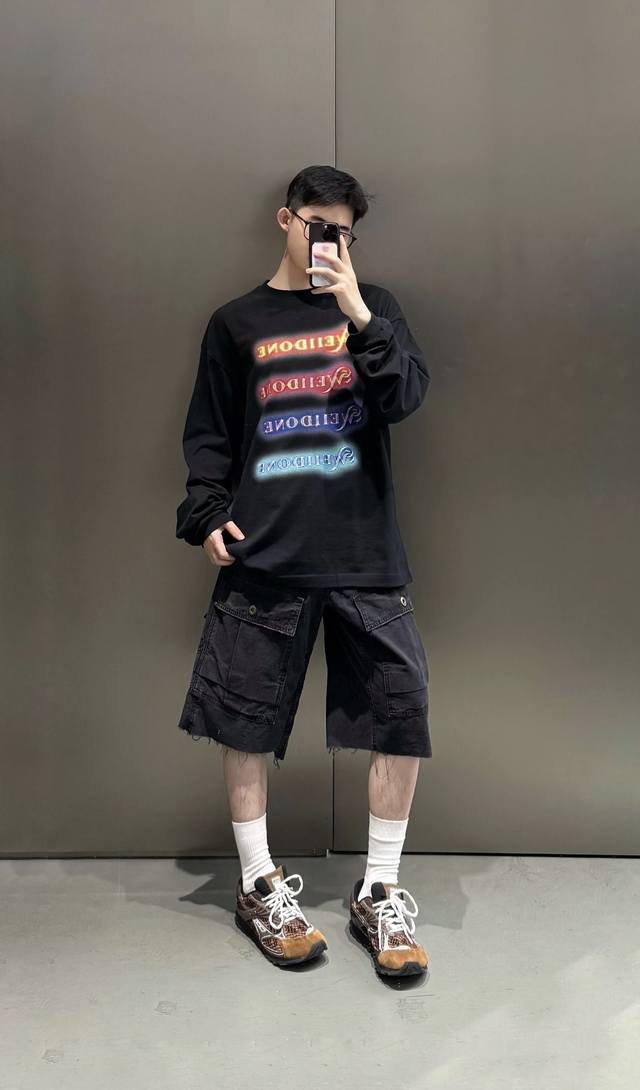 新款上新 D126# We11Done官网25Ss彩色霓虹Logo印花男女同款长袖T恤 购入原版打版起样 高克重300克双纱纯棉面料 颜色：黑色、白色 码数：S