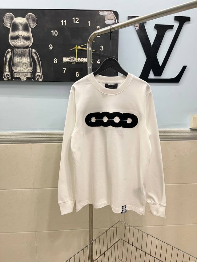 款号238 Good Brand 2025Ss新款毛巾绣标识地图长袖 前后采用毛巾绣工艺 上身高端百搭 高版本可随意对比 男女同款 三标齐全 颜色:黑色白色 尺