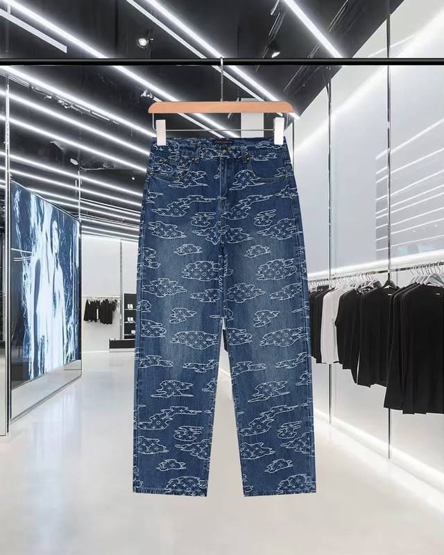 Louis Vuitton 路易威登 Pharrell＊Nigo 25Fw Tyler联名满幅云朵刺绣老花重工提花牛仔长裤 驴家轻奢主义 男女日常通勤穿搭必备单