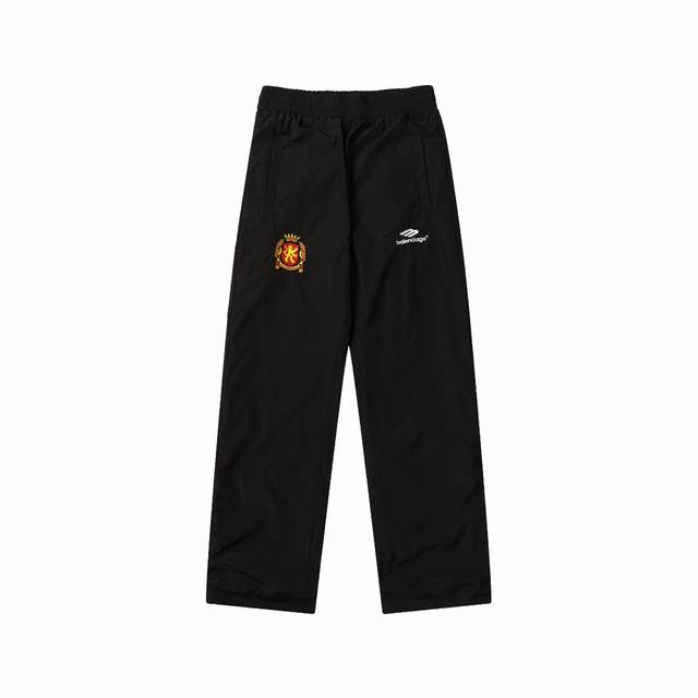供 控125. Blcg × 曼联. 24Ss 3B Sports Tracksuit 联名合款徽标字母 Logo 刺绣绣花长裤运动裤 #定制尼龙冲锋衣面料 #
