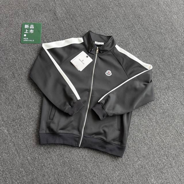 外套 裤子 款号G92 Mon*Cler 蒙口 早秋最新款运动休闲套装 拉链卫衣！长裤卫裤！情侣套装！！！渠道精品，舒适轻松运动休闲集一体！经典百搭，打破往年的