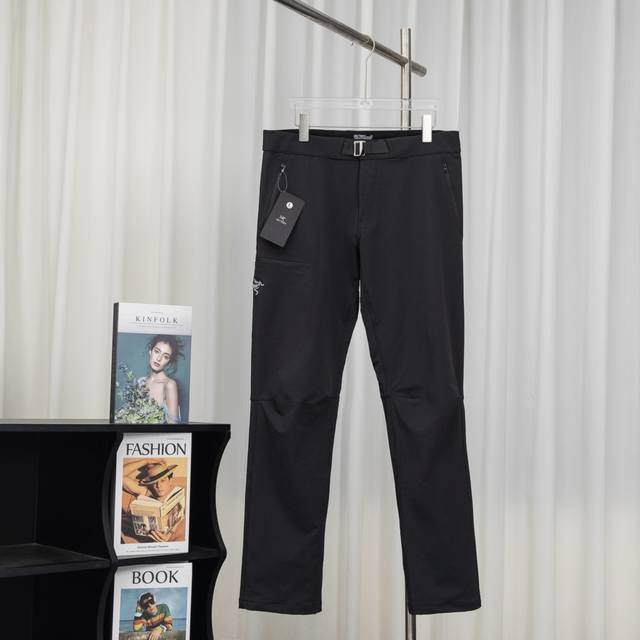 高版本 ：品质升级不加价： 软壳长裤，微弹透气，速干面料，裤长刚好！一年四季可穿！ 为亚洲人量身打造的短款-S纯色通勤休闲户外登山全能百搭神裤！ Arctery