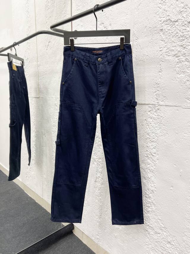 款号：H978 Louis Vuitton & 路易威登 25Ss 侧边Logo刺绣牛仔裤 顶级天花板品质 不同水洗质感的款式，对腿细腿粗人士十分友好，直筒修身