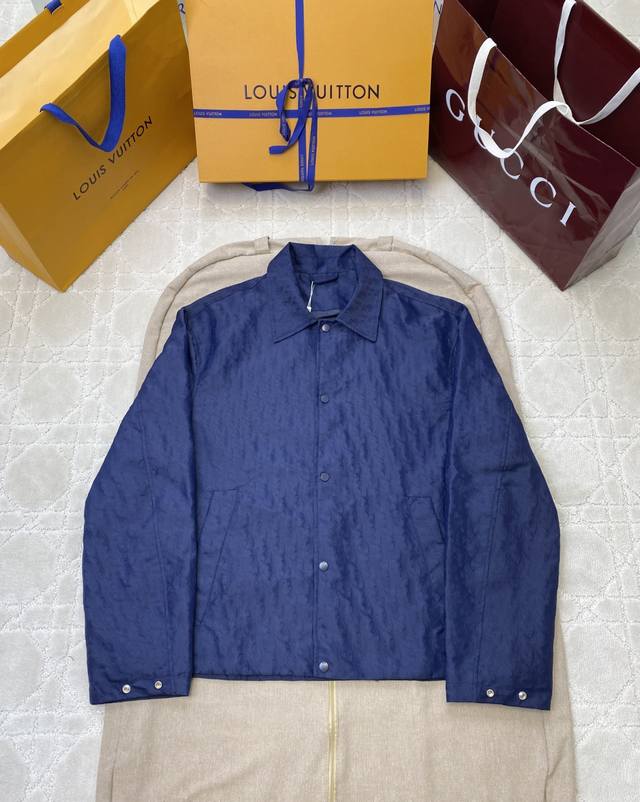 Cd 25Ss 新款暗纹提花衬衫外套 原版购入开发，随意对比市面任意版本！ Size：46 48 50 52