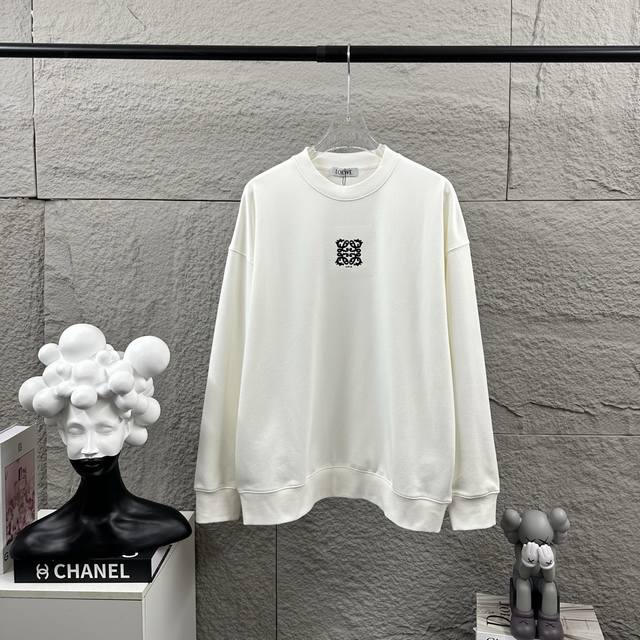 Loew* 罗意*威 2025早秋冬季款 经典简约个性字母图腾四色刺绣工艺 Logo 定制毛圈面料 长袖圆领卫衣 男女同款 颜色：黑色 白色 尺码： S 90-