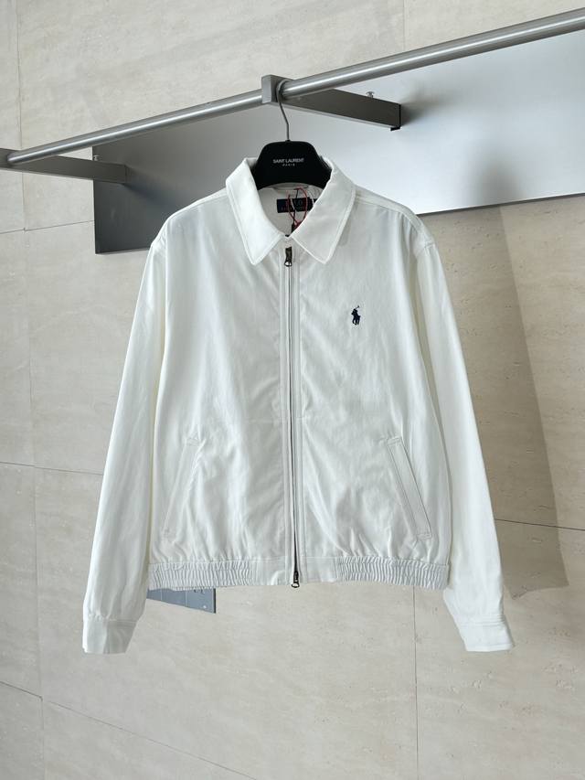 Ralph Laure* 拉夫劳伦 人马刺绣拉链夹克外套 定制云绒白斜纹精棉 采用进口机刺绣工艺 使用先进的计算机控制系统和精密的机械部件 实现标志性小马刺绣作