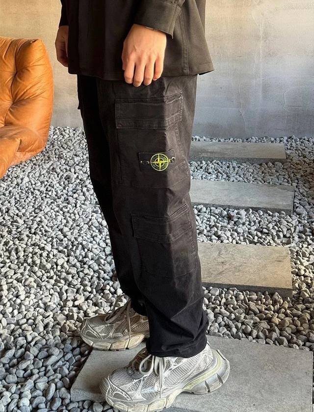 Stone Island 石头岛经典抽绳成衣染色水洗四袋工装长裤 -关于成衣- 1、原版购入1:1定制出货 2、面料采用330克高密度碳素磨毛弹力斜纹全棉面料