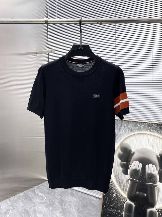 杰尼亚 2025Ss新款 短袖 圆领 针织衫 毛衣 ，高端版本！专柜定制面料 透气舒适度高，细节无可挑剔，品牌元素设计理念，体现高品质。手感细腻柔软！呈现休闲裁