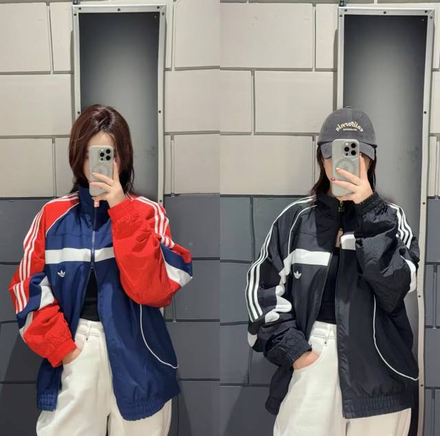 新款上新 Adidas 阿迪达斯三叶草2025 春秋男女装立领夹克外套 原版直供原料的田径运动外套 拉上拉链，重现经典。这款Adi*田径运动外套 以摩登风格演绎