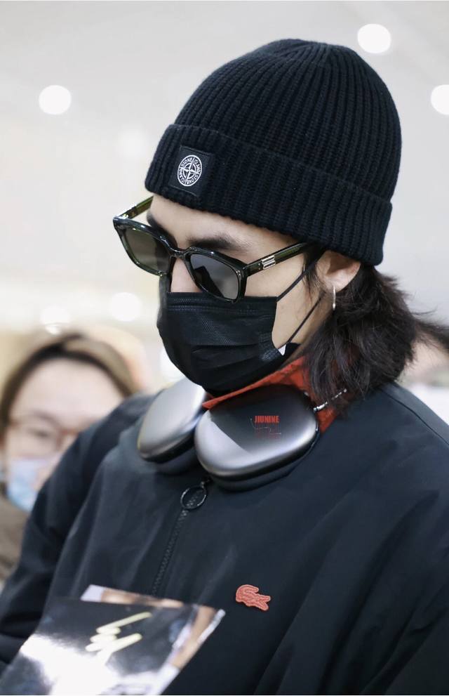 全新配色 石头岛 Stone Island冬季新款冷帽 户外运动休闲滑雪帽 保暖帽 男女同款时尚休闲高密度弹力针织帽，保暖性十足。包装吊牌水洗齐全。原单好品质好