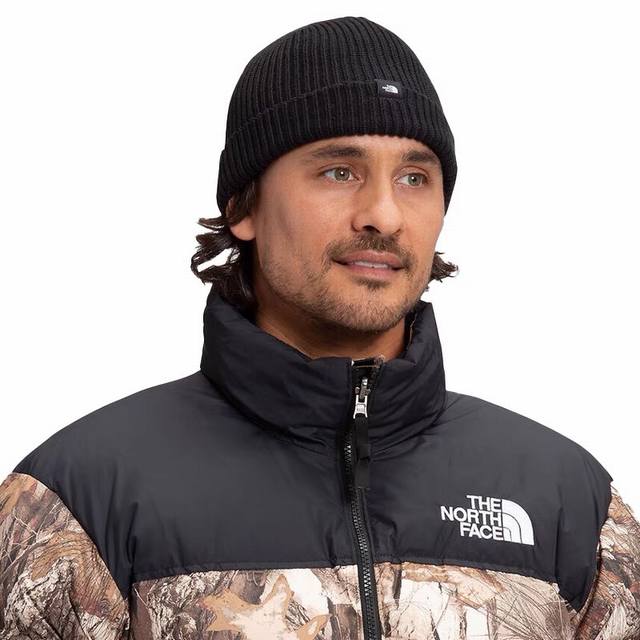 The North Face 北面Tnf冬季爆款针织小标冷帽 经典款式，冬季百搭神器。高克重加厚防寒保暖运动滑雪帽子 面料厚实板正 不可多得的一批好货。冬天怎么