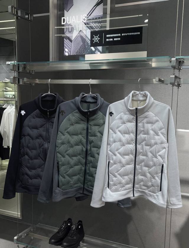 Ds 迪桑特25秋冬新款高尔夫系列！90%白鸭绒男士轻量保暖拼接羽绒服外套！掌柜力荐！线上线下同步！针织袖拼接羽绒服！内里填充90白鸭绒！新国标！经典格型设计绗