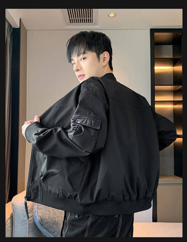 高品质斐乐25Ss秋季四色秋季数据款外套男潮流夹克 衣服版型宽松 细节完美 梭织面料耐磨耐脏 立体裁剪宽松版型 立体刺绣贴布标反复水洗不会开裂脱落 男女同款情侣