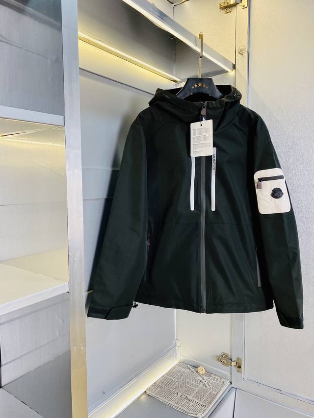 官网原单货 可穿190斤蒙口Moncler 2025早春款！新款外套夹克 高版本高品质 原版面料网红明星同款 开模定制五金辅料 感非常舒服 超级百搭好看的一款外