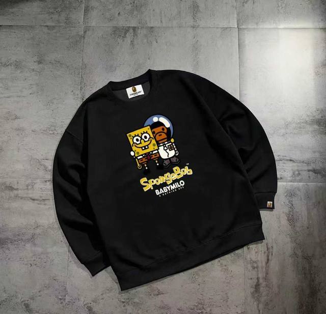 新款上架 银狐绒 Bape海绵宝宝系列基础情侣圆领卫衣 面料采用健康布面料柔软舒适细腻 透气 抗皱 高清数码直喷印花工艺 颜色清晰 情侣款