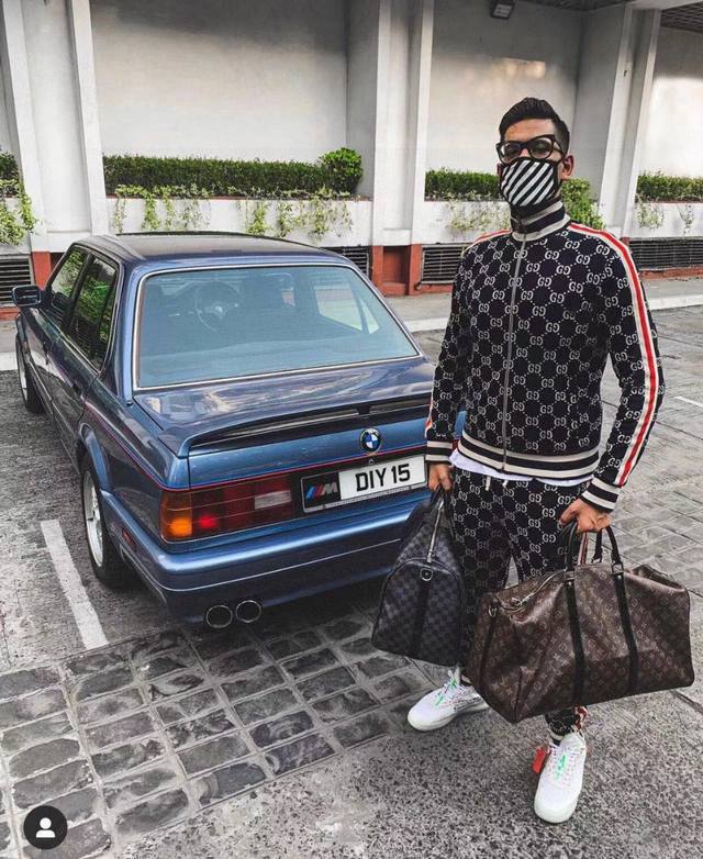 供 不下架 放心推 Gucci古驰 Fw新款深蓝色提花情侣休闲长裤卫裤 最高版本！ 高品质提花面料！定制400克超柔软特别手感！超级质感 舒适柔软透气！ 辅料：