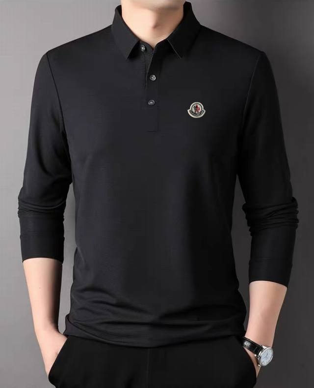 Moncler 蒙口男士丝光华夫格Polo衫 重温经典 25新款高货 双门襟商务休闲纯色翻领短袖Polo衫 男女同款线上柜子同步有售1290++ 贸易公司订单