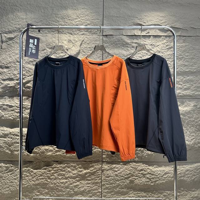 供 Salomon 萨洛蒙韩国线Slate岩系列机能风圆领卫衣 白敬亭最新上身Salomon Slate系列圆领卫衣，该系列将韩国前卫机能设计 与品牌专业户外D