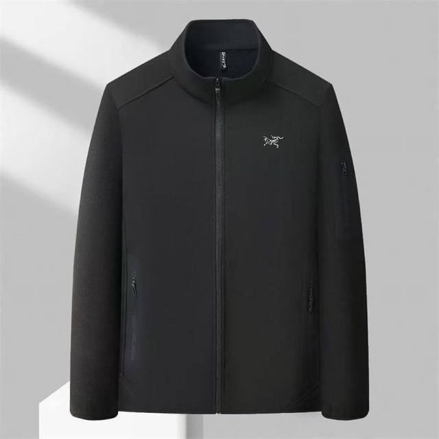 Arc'teryx始祖鸟 秋冬新品男士保暖德绒加厚运动休闲卫衣 外套 蓄热锁温高弹吸湿透气！岛国進口高克重！鸟家这款加绒卫衣真的太香了！！！ 德绒加绒的料子，秋